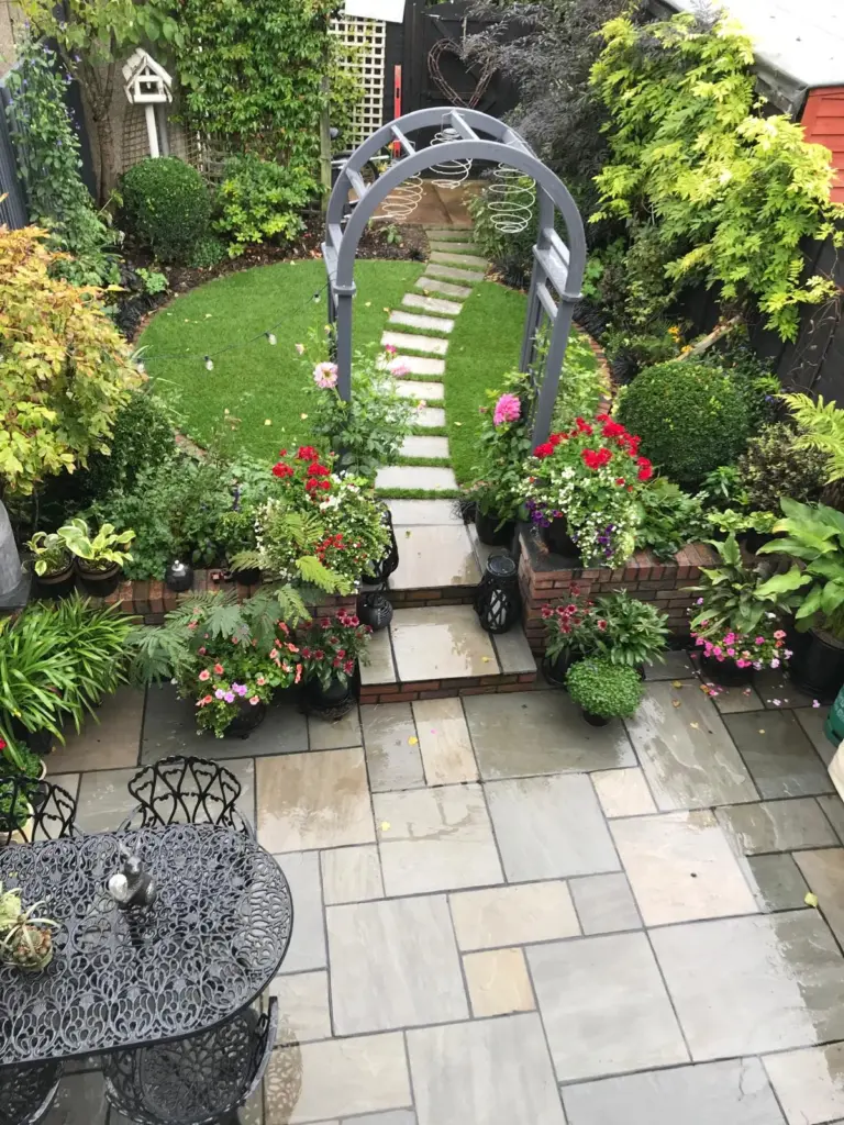 bloom-and-stone-essex-artificial-grass-and-garden-design